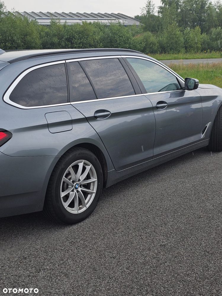 BMW Seria 5 2022 photo 5
