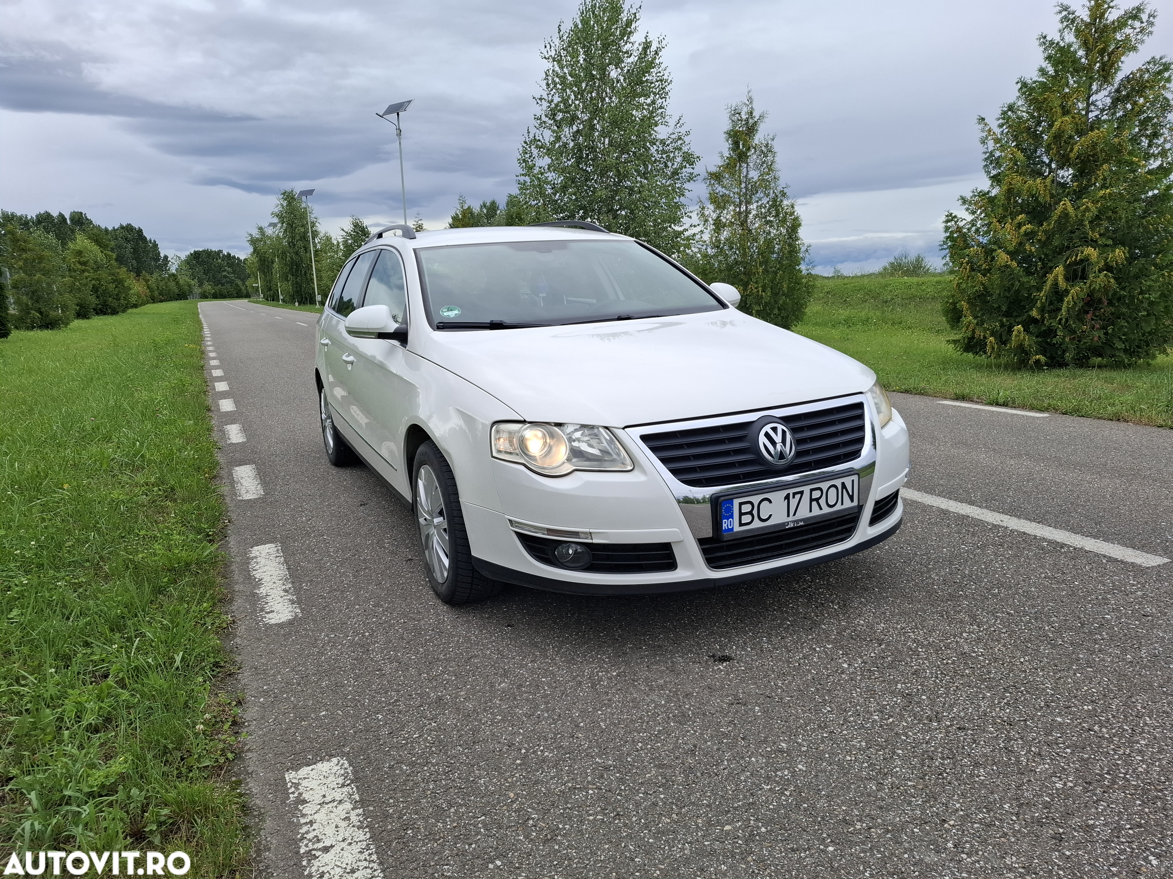 Volkswagen Passat Variant 2.0 FSI Comfortline 4Motion - 3