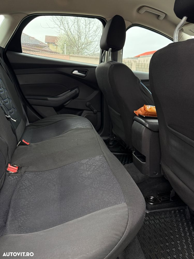 Ford Focus 1.0 EcoBoost Trend - 9