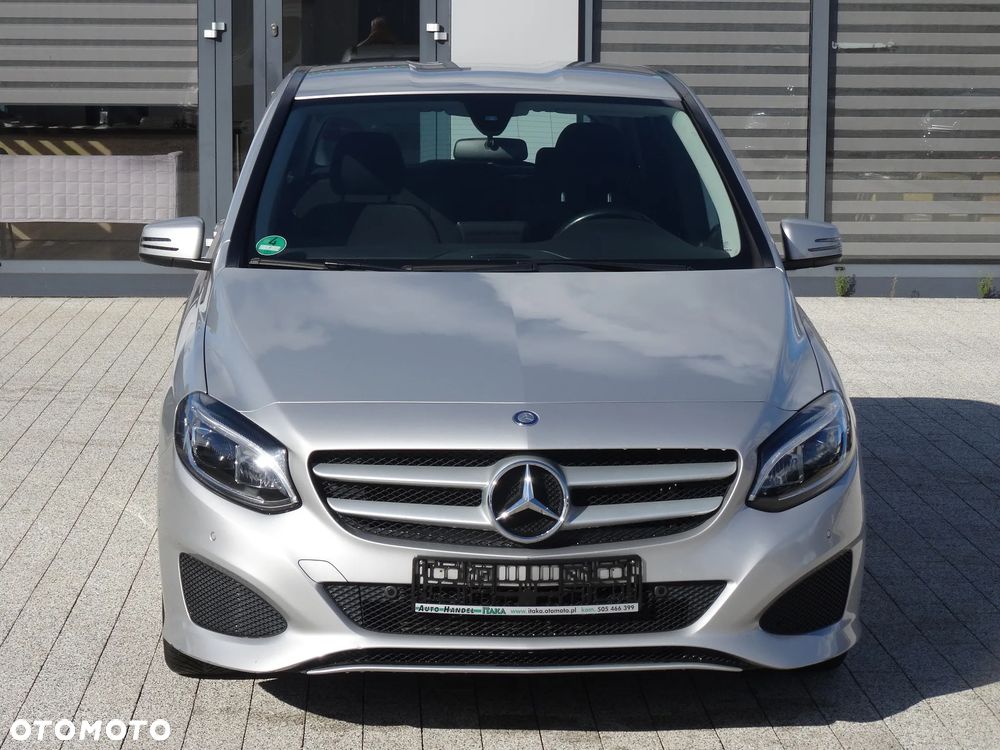 Mercedes-Benz Klasa B 180 (BlueEFFICIENCY) - 4