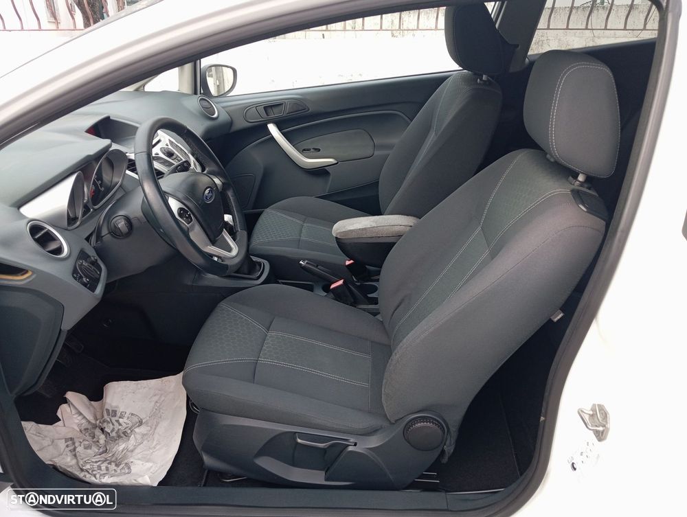 Ford Fiesta 1.25 Techno - 7