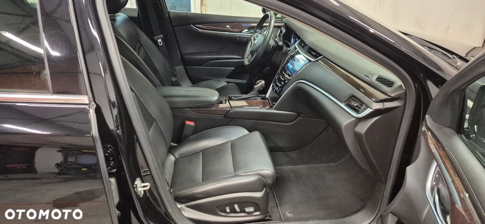 Cadillac XTS - 21