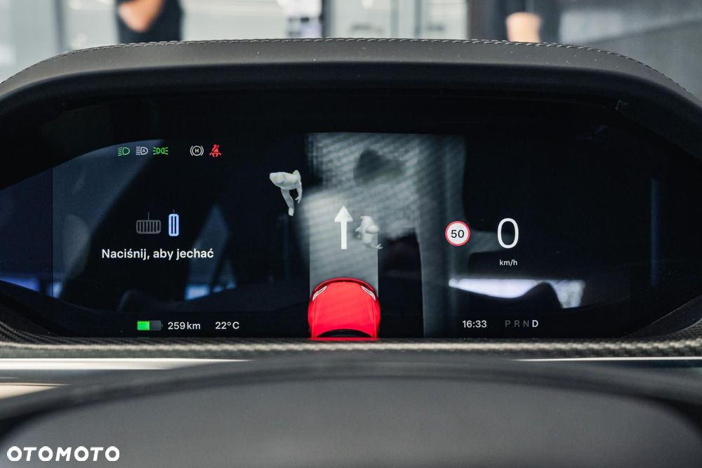Tesla Model S Plaid - 30