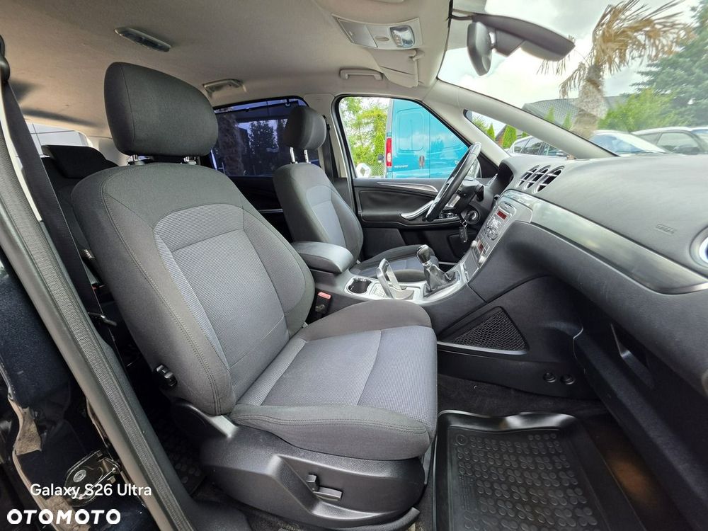 Ford S-Max - 31