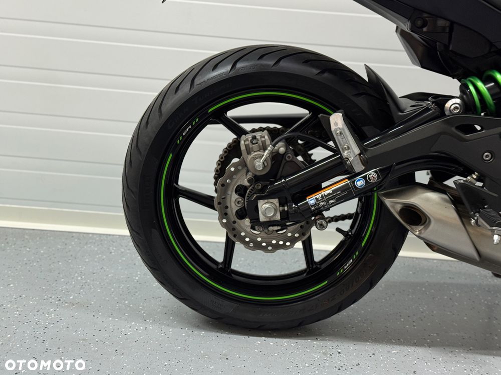 Kawasaki ER - 4