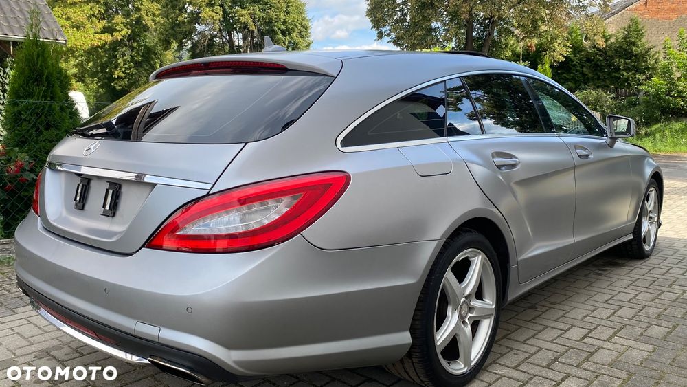 Mercedes-Benz CLS 350 CDI 4-Matic BlueEff - 2