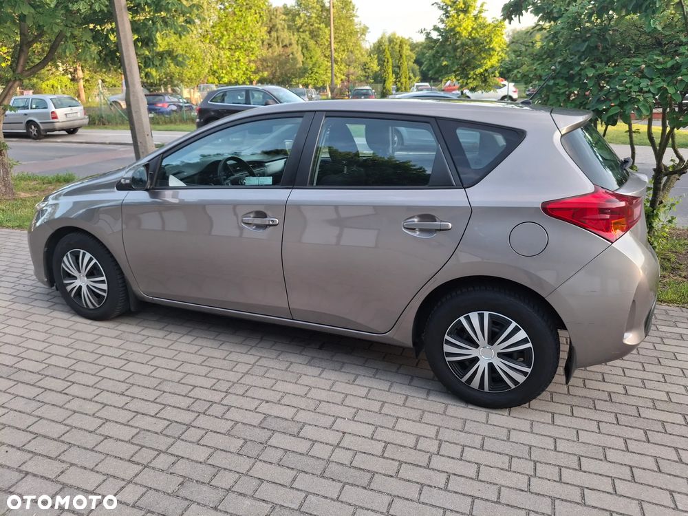 Toyota Auris 1.33 VVT-i Active - 8