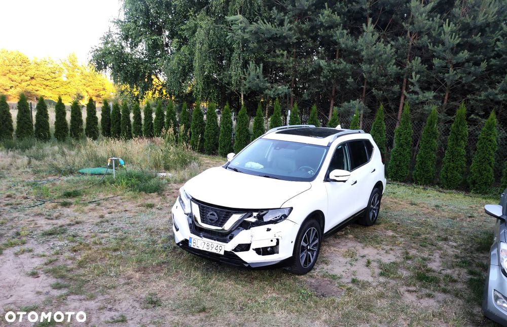 Nissan Rogue - 1