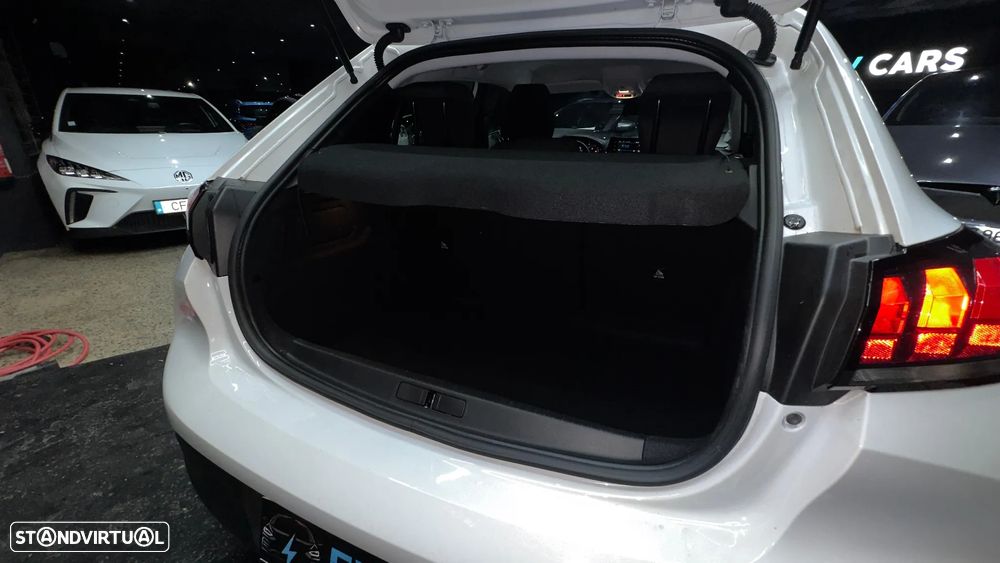 Peugeot e-208 Active Pack - 8