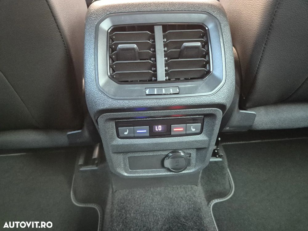 Volkswagen Tiguan 2.0 TDI SCR 4MOTION DSG R-Line - 13