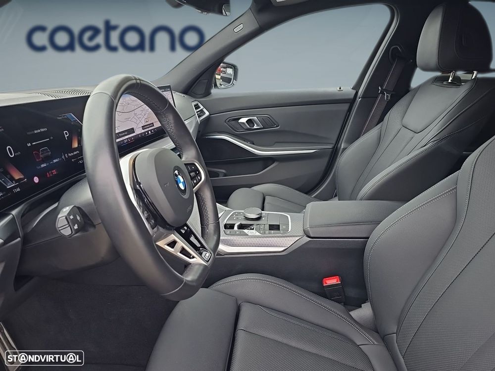 BMW 320 d Pack Desportivo M Pro Auto - 11