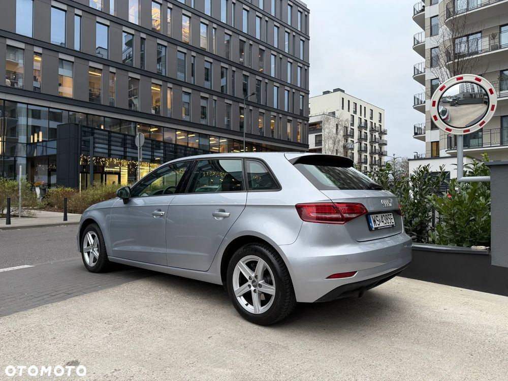 Audi A3 Sportback - 8