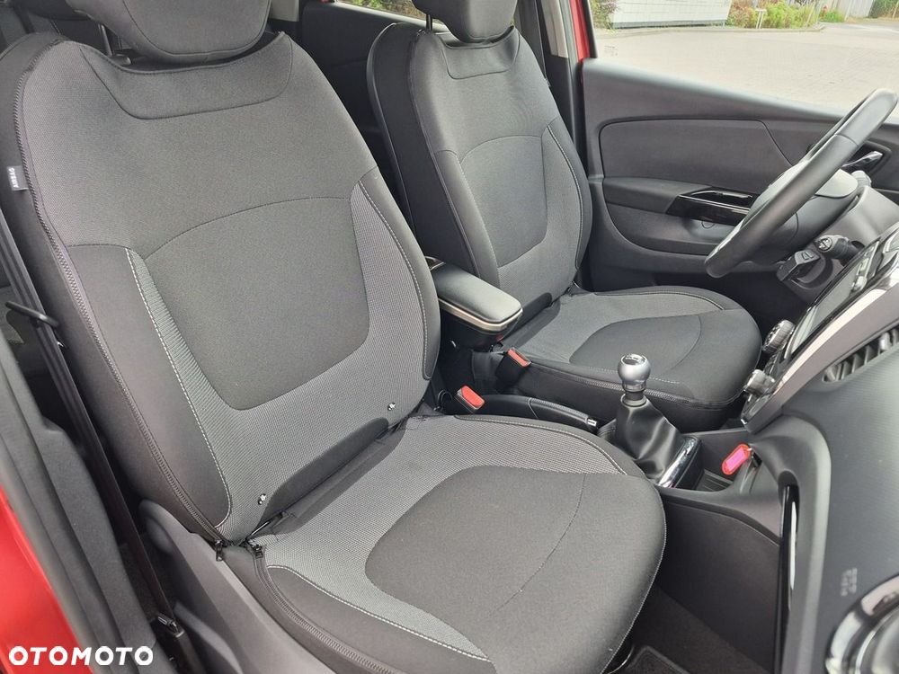 Renault Captur - 24