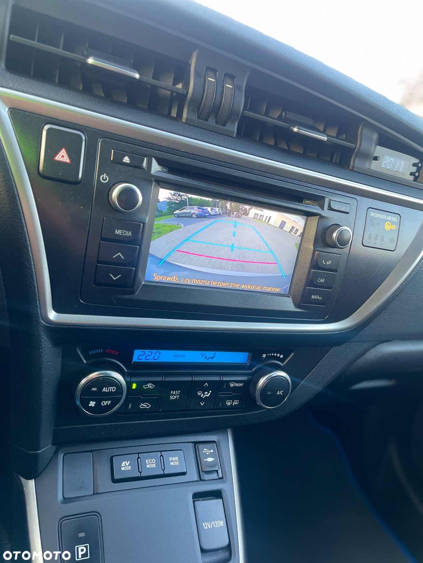 Toyota Auris 1.8 HSD Prestige - 17