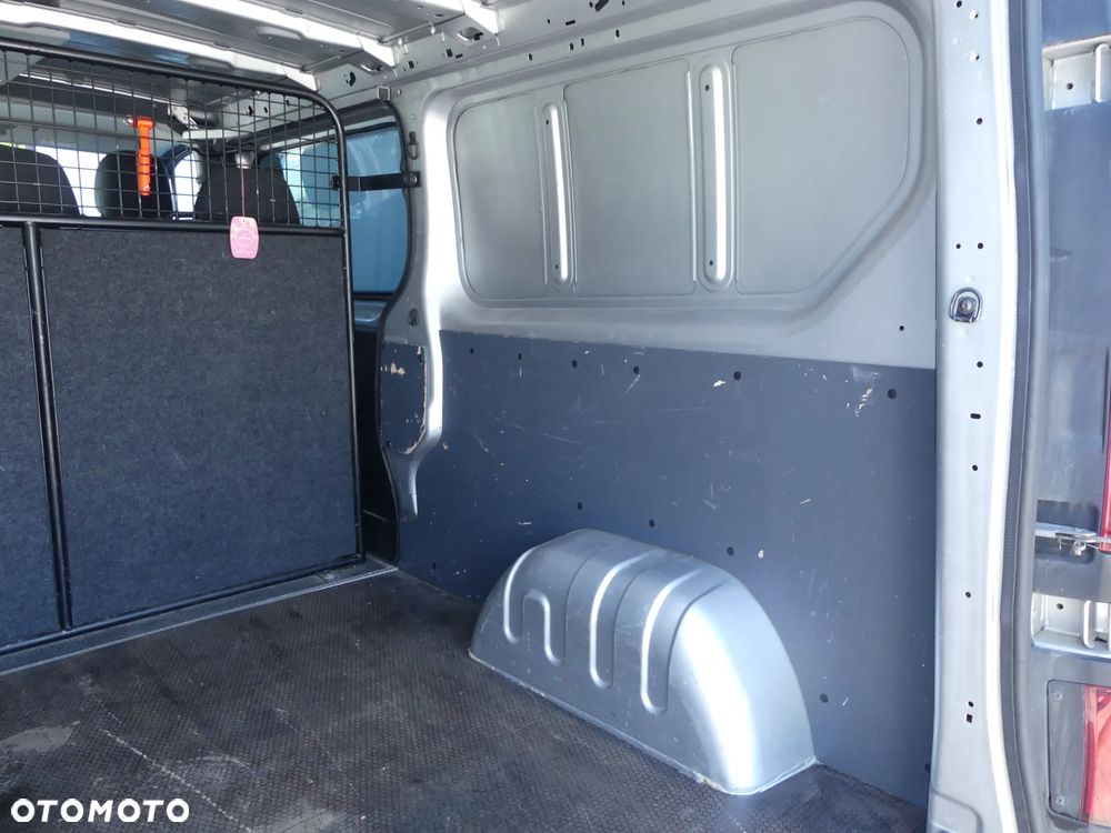Renault Trafic - 19