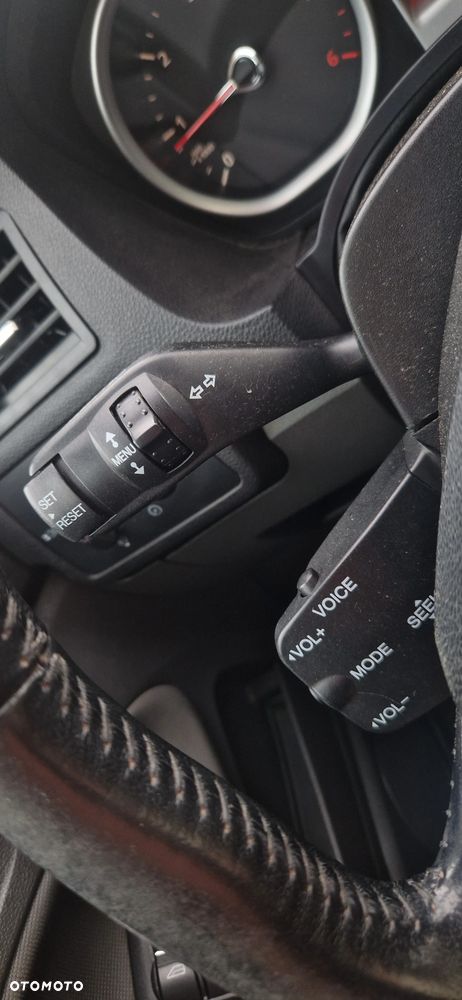 Ford Kuga 2.0 TDCi 4x4 Champions Edition - 31