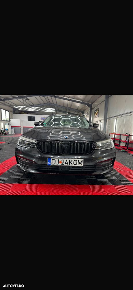 BMW Seria 5 530d xDrive AT - 3
