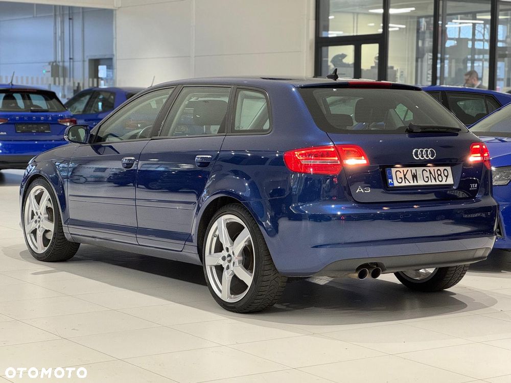 Audi A3 Sportback 2.0 TDI DPF Quattro Ambition - 9