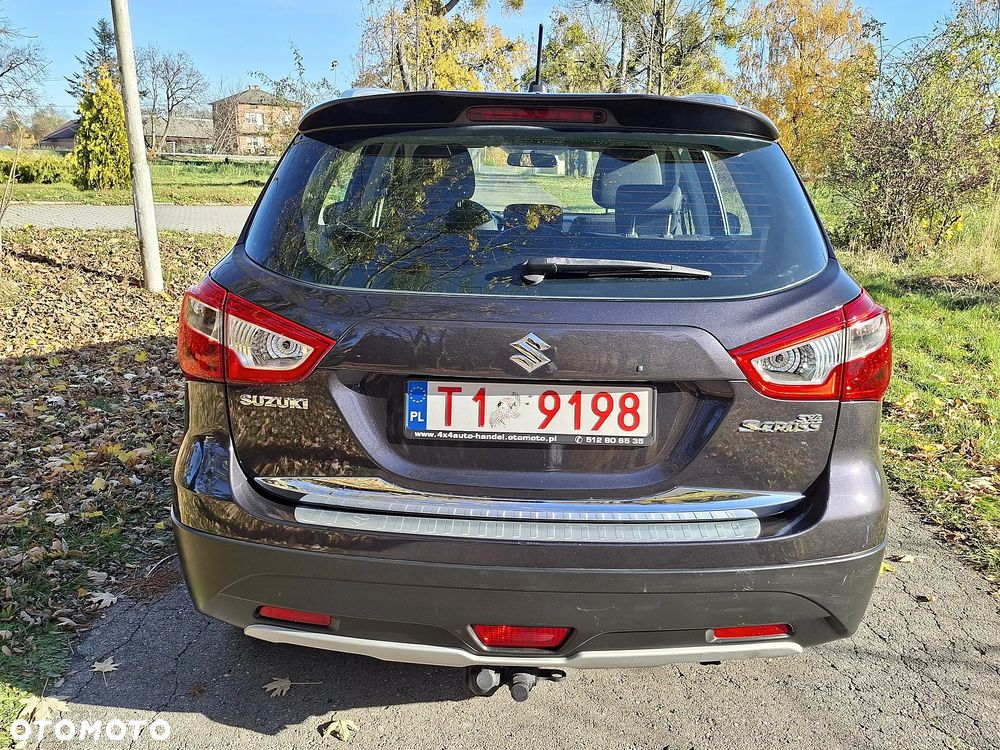 Suzuki SX4 S-Cross - 32