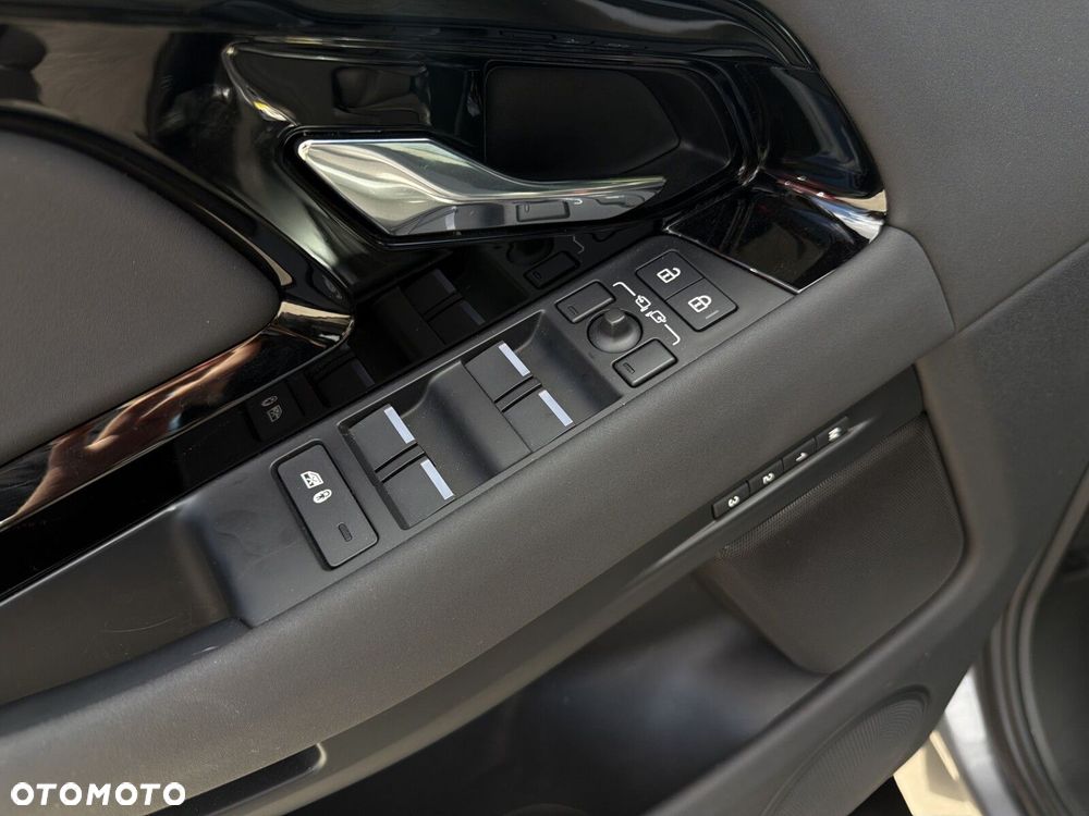 Land Rover Range Rover Evoque - 28