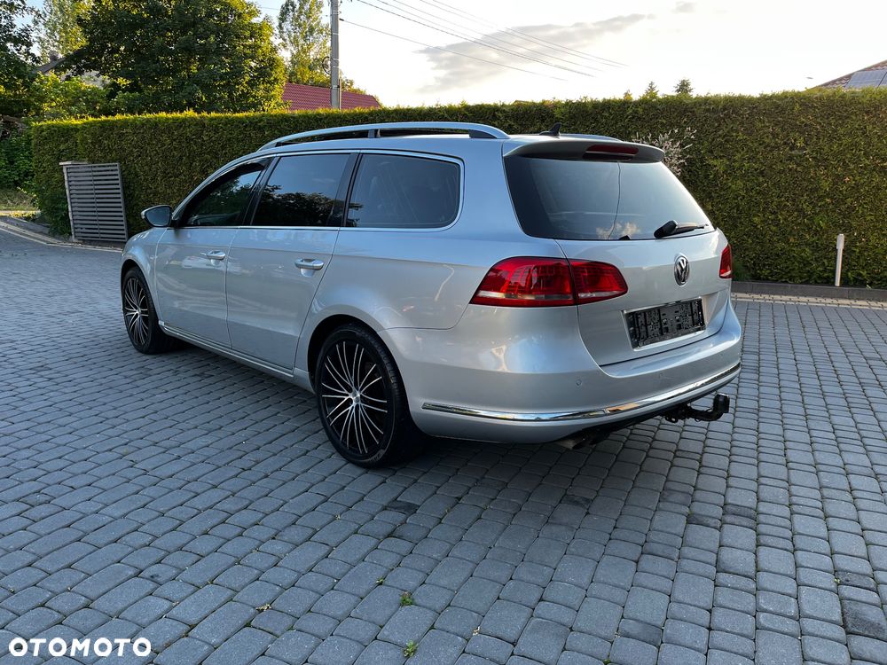 Volkswagen Passat 2.0 TDI 4Motion BlueMotion Technol Highline - 6