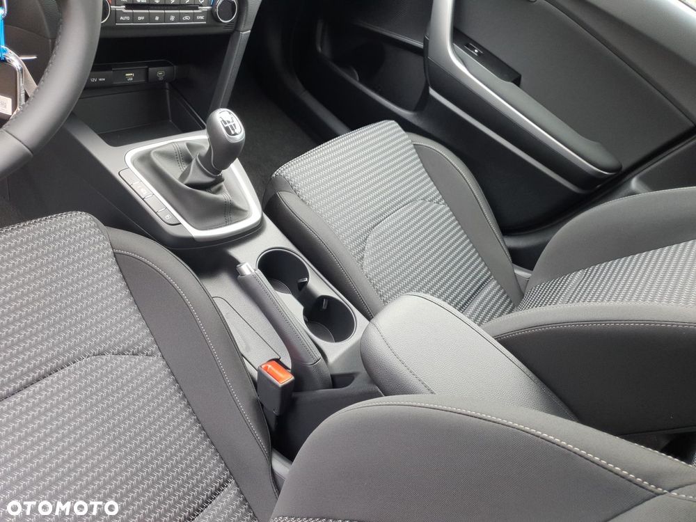 Kia Ceed 1.5 T-GDI M - 14