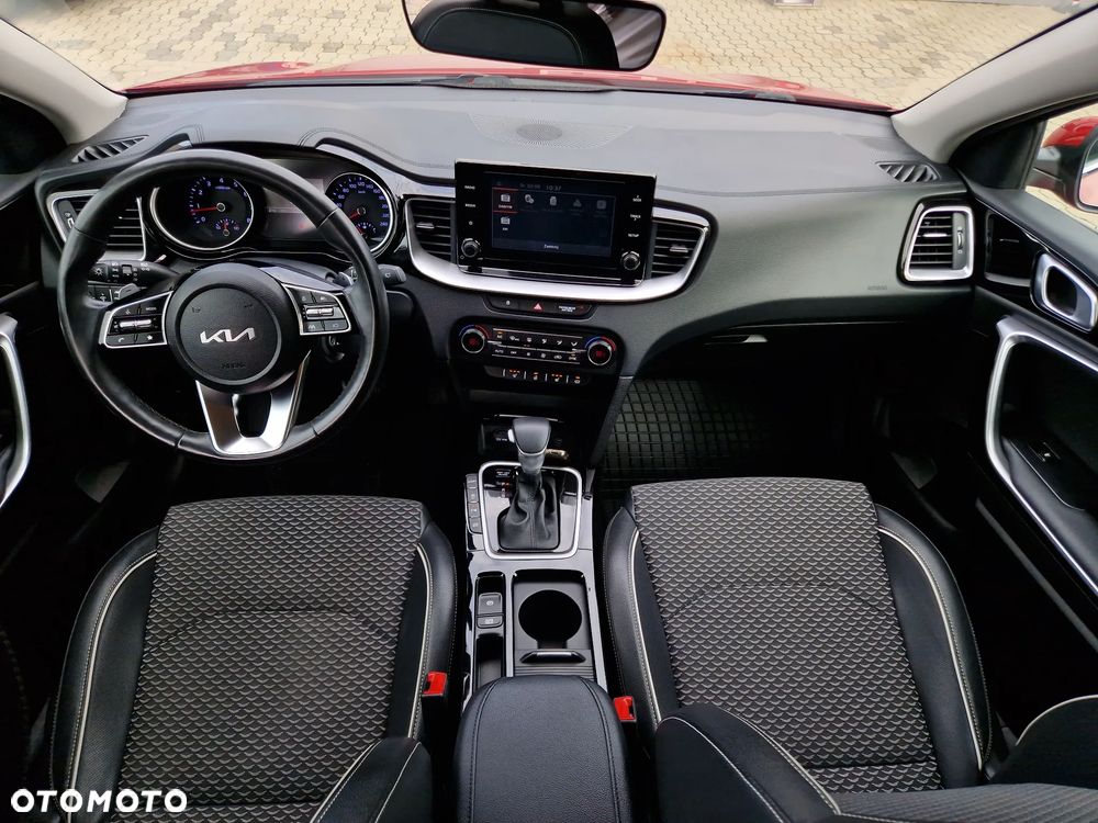 Kia Ceed 1.5 T-GDI L DCT - 14