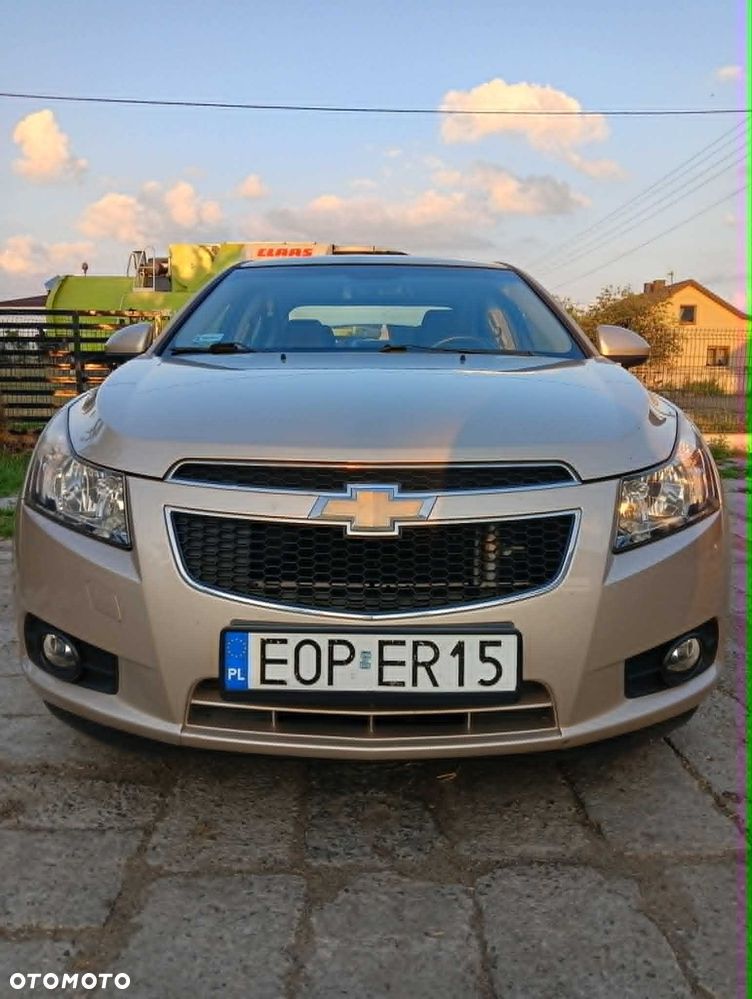 Chevrolet Cruze - 1