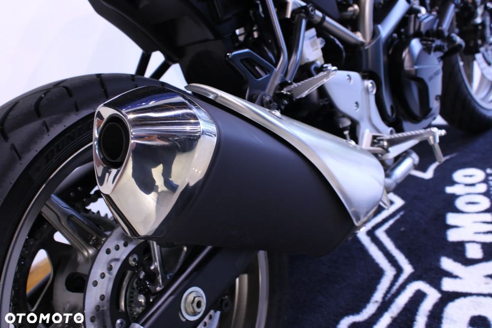 Suzuki SV - 18