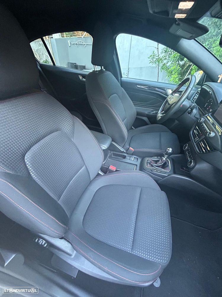 Ford Focus 1.0 EcoBoost ST-Line - 7