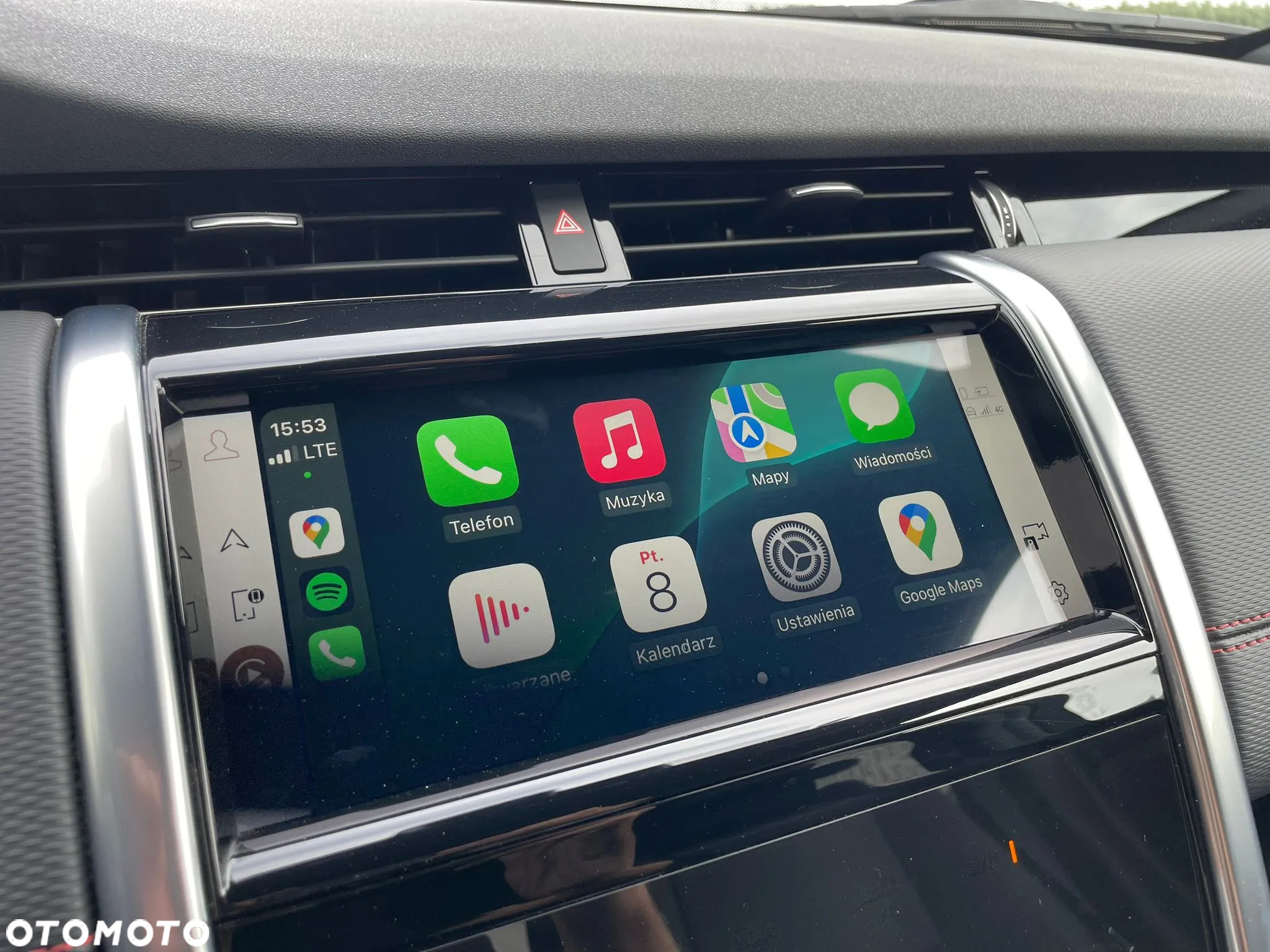 Land Rover Discovery Sport - 28