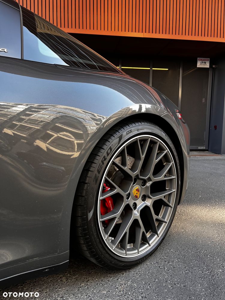 Porsche 911 Targa 4S PDK - 19