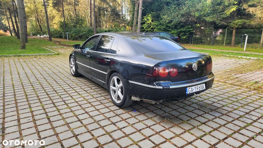 Volkswagen Phaeton - 5