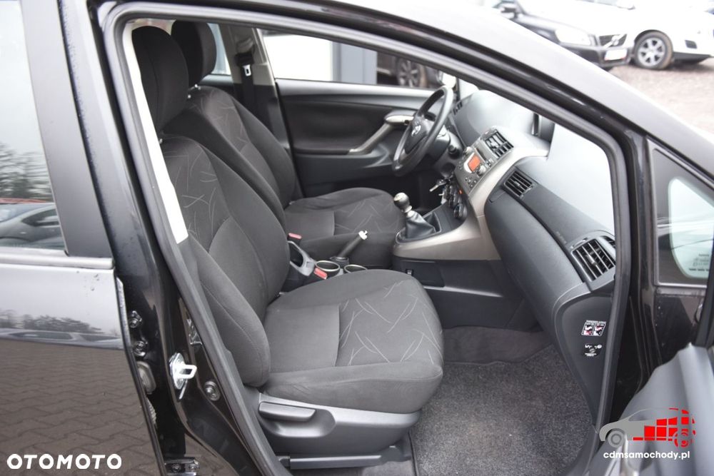 Toyota Verso 1.6 5-Sitzer Comfort - 17