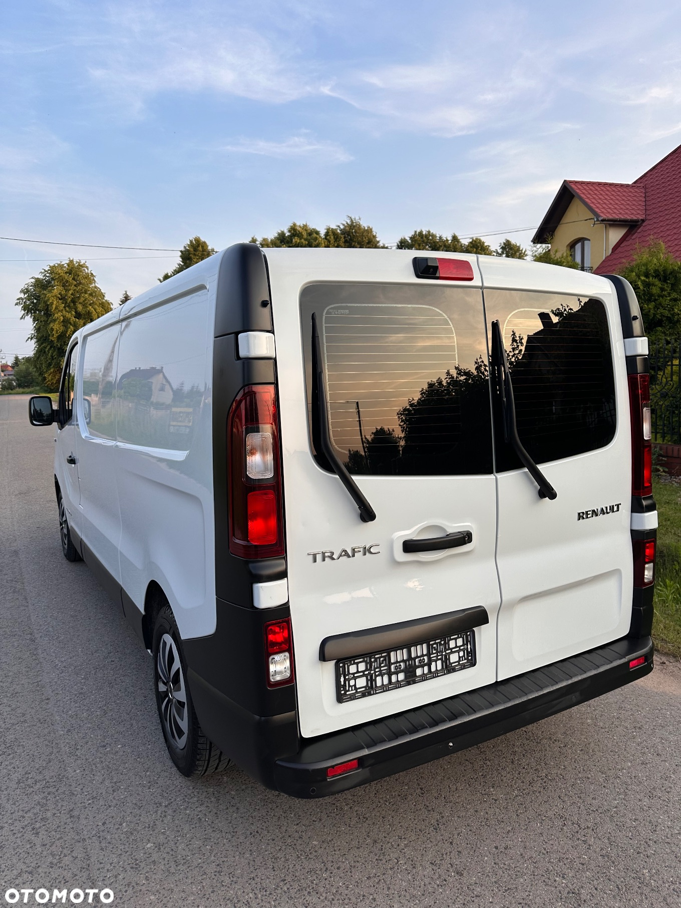 Renault Trafic - 11