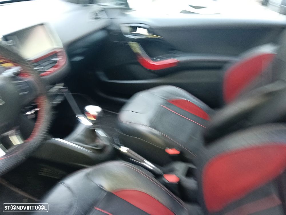 Peugeot 208 1.6 THP GTi Limited Edition - 10
