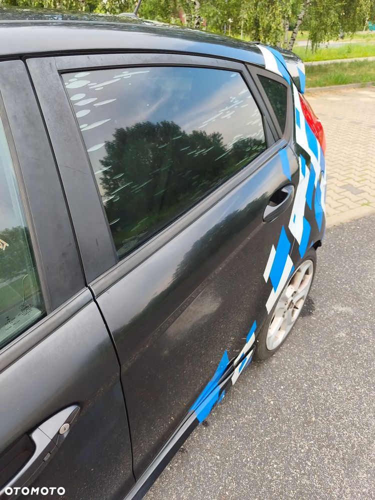 Ford Fiesta ST - 26