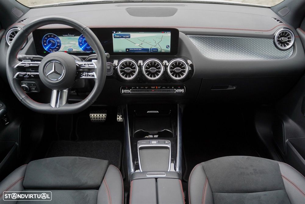 Mercedes-Benz EQA 250+ AMG Line - 17