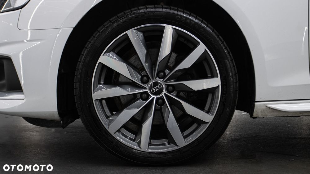 Audi A4 Limousine 35 TFSI mHEV S tronic - 11