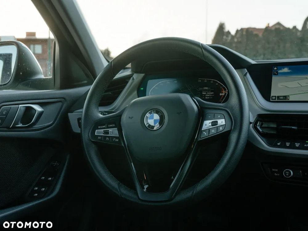 BMW Seria 1 118i Advantage - 9