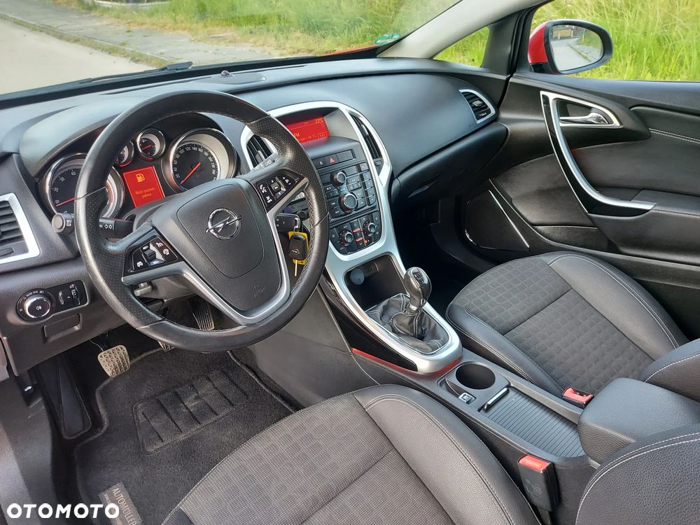 Opel Astra 1.4 Turbo - 21