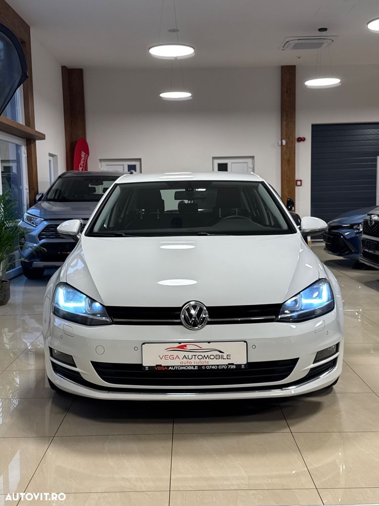 Volkswagen Golf 2.0 TDI DPF BlueMotion Technology Style - 35