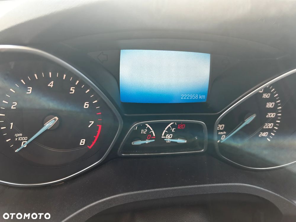 Ford Kuga - 18
