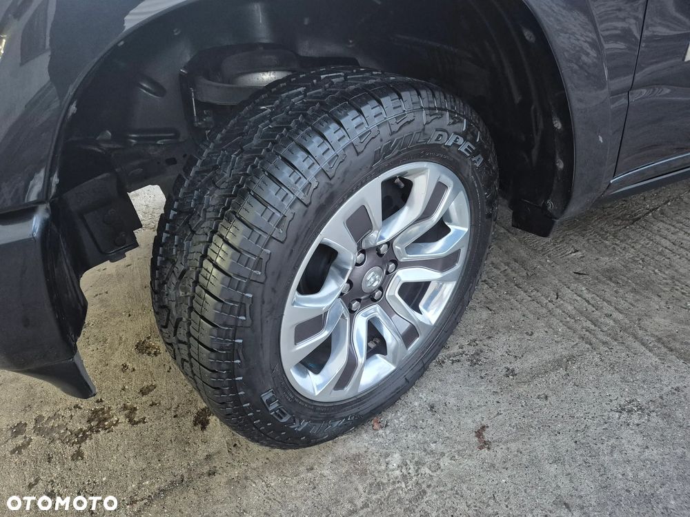 Dodge RAM 5.7 4x4 - 21