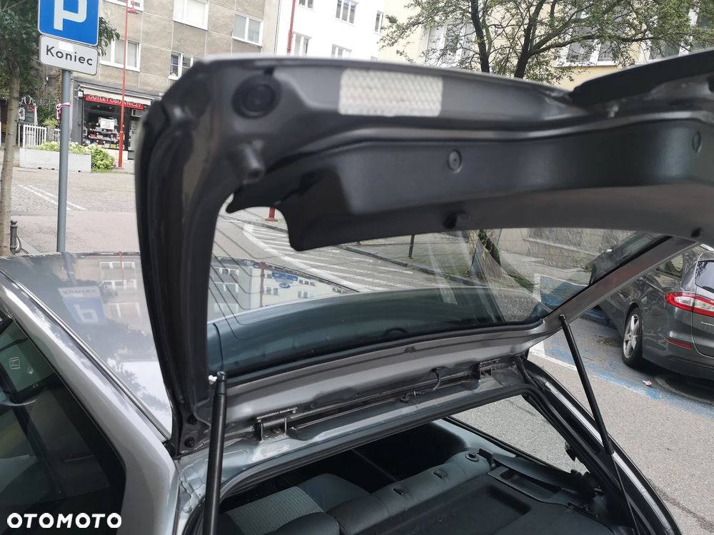 Honda Civic 1.3 - 28