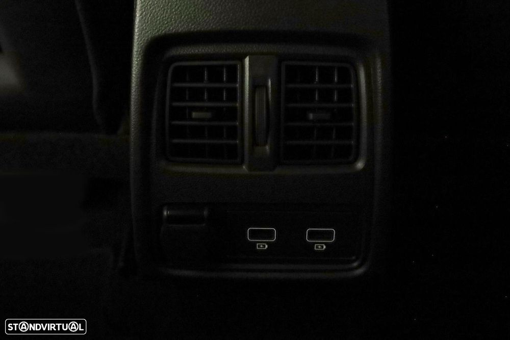 Renault Captur 1.0 TCe Techno Bi-Fuel - 25