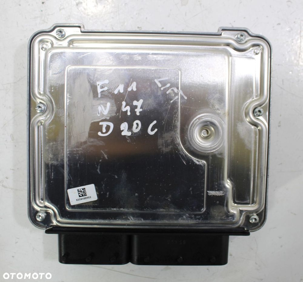 KOMPUTER STEROWNIK SILNIKA MODUŁ CAS KLUCZYKI BMW F10 F10 N47D20C 2.0D - 4