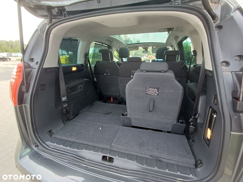 Peugeot 5008 2.0 HDi Allure 7os - 26