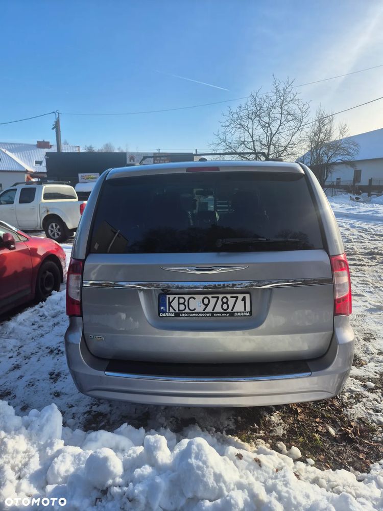 Chrysler Town & Country 3.6 Limited - 4