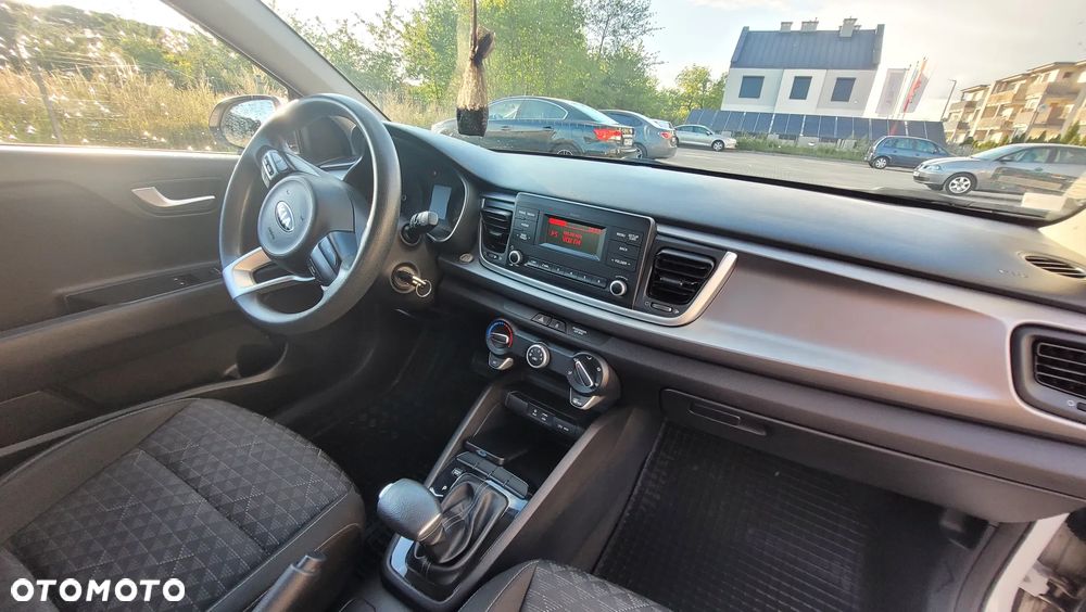 Kia Rio 1.4 M - 9